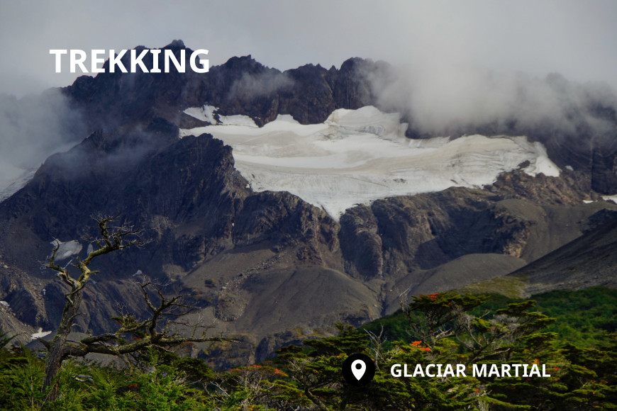 Trekking por el glaciar Martial